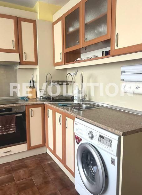 Дава се под наем Тристаен апартамент в Варна, Левски - 62 кв.м за 598.23 € - Снимка #2