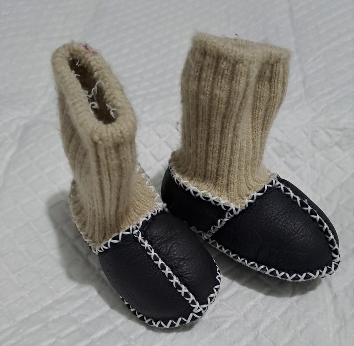 Детский вещи хорошего состояний