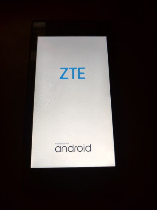 Смартфон ZTE Blade A210