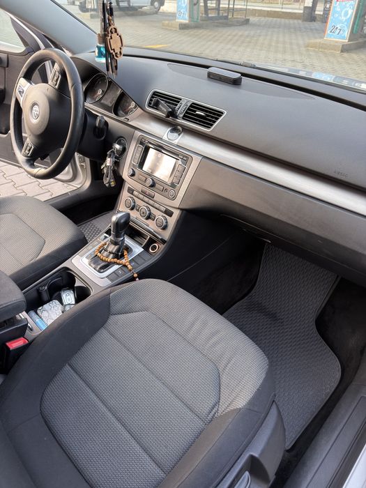 VW Passat B7 2012  140 cp