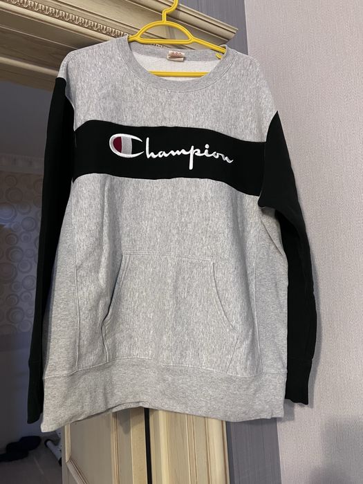 Продам спортивный костюм