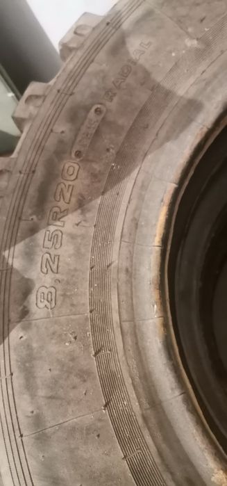 Гуми 8,25Х20 втора употреба