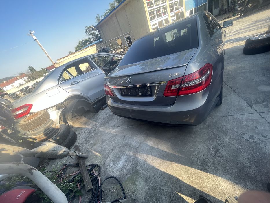Mercedes E класа W212 на части