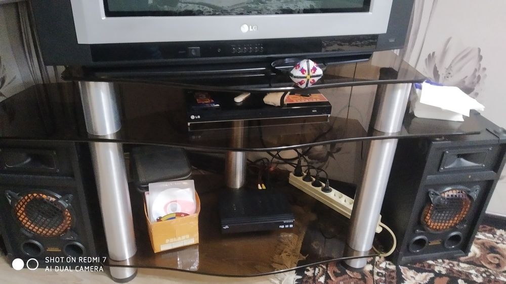 Продаётся телевизор LG