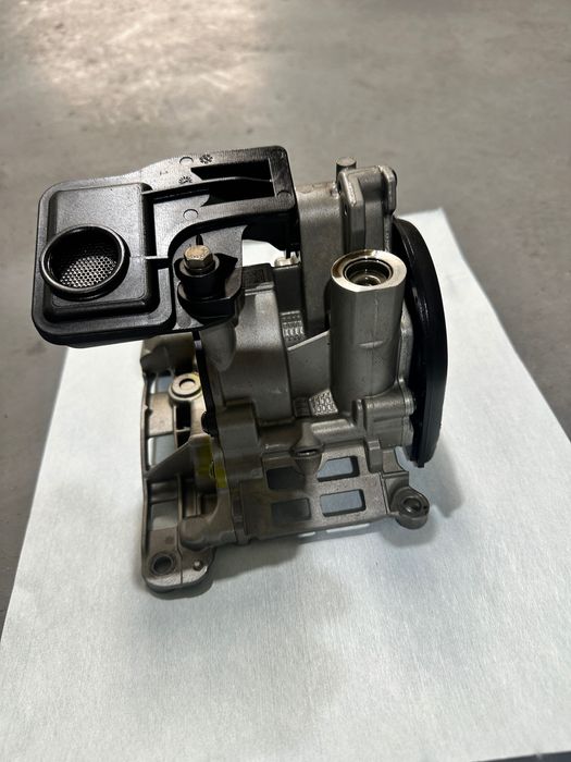 Маслена помпа BMW F10 535d