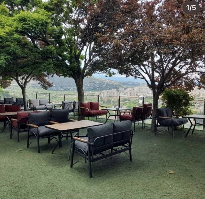 Столове за ресторанти и кафенета