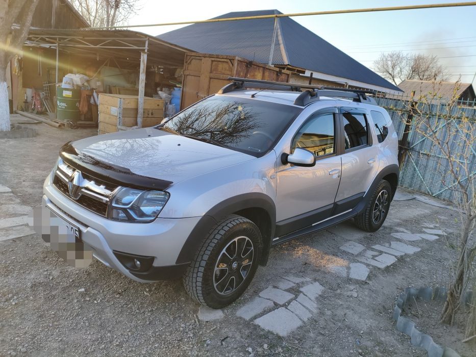 Renault Duster 2020 года.