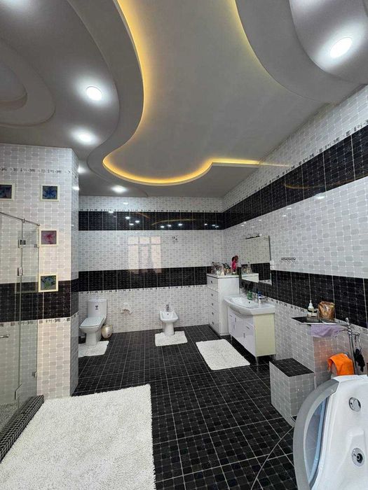 продается дом в элитной махале 5,6 соток