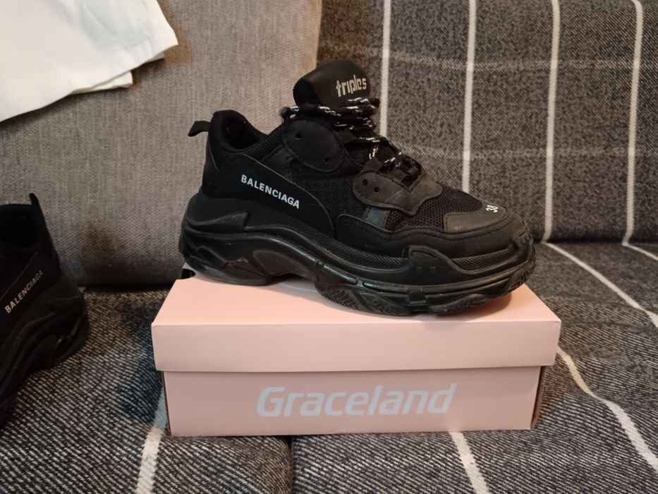 Balenciaga Triple s
