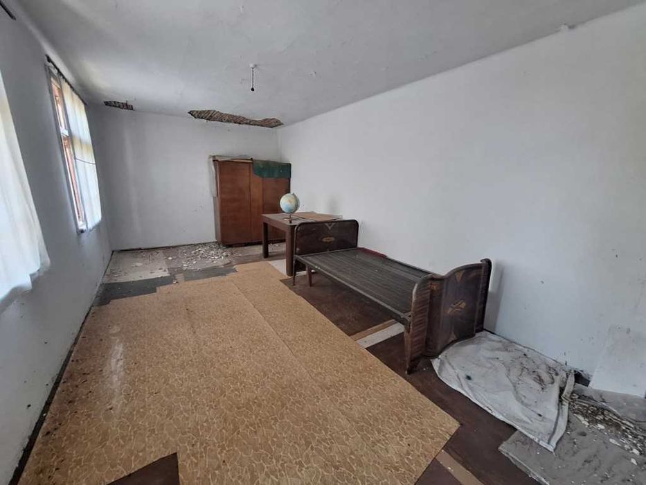 Къща за продажба - с. Колишовци