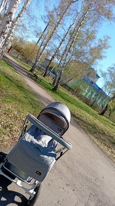 Продам коляску 2 в 1