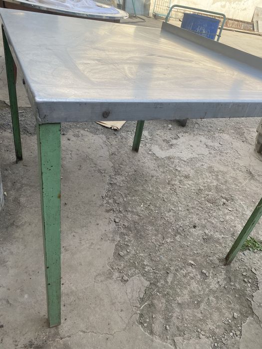 Стол разделочный промышленный из аллюминия