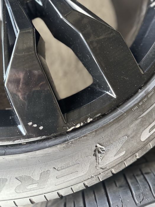 Jante Volkswagen  Touareg R21 Originale Suzuka III Pirelli de vara