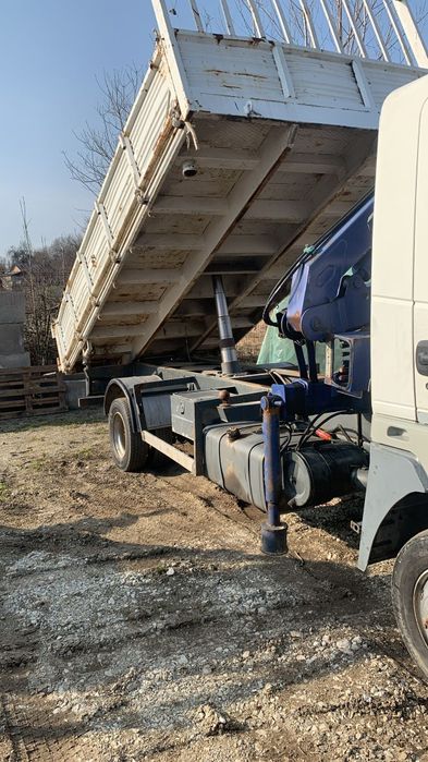 Nissan Atleon cu macara,basculabila