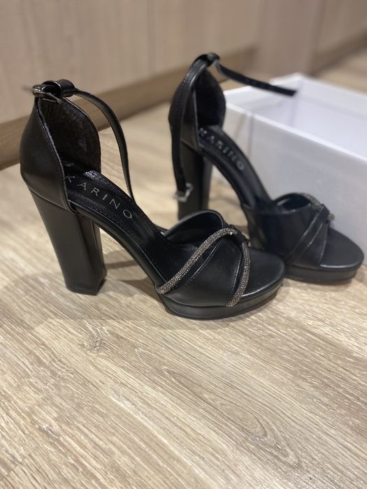 Дамски сандали нови