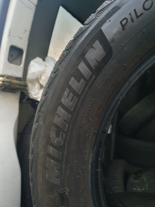 Гуми 225/60/18 дот19