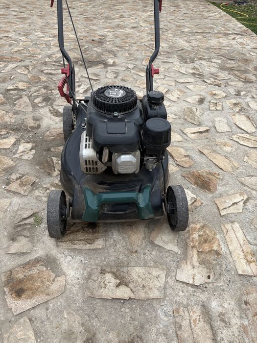 Vand masina tuns gazonul Parkside pe benzina