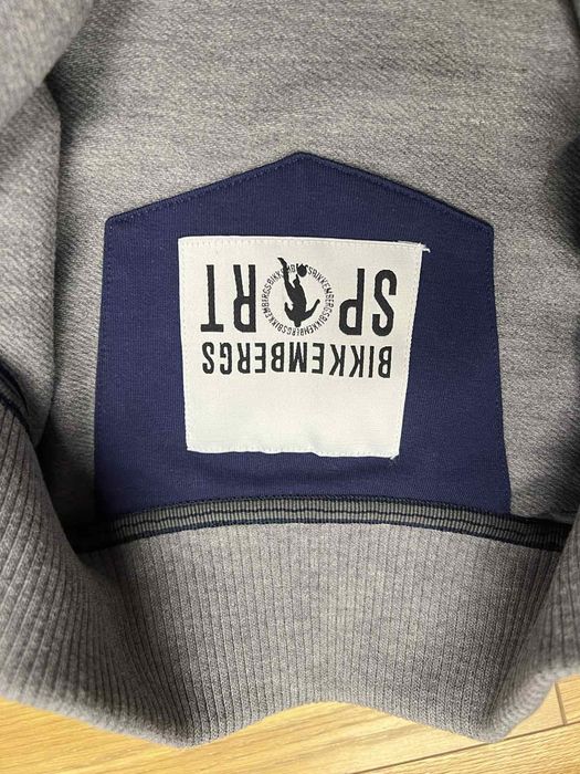 Мъжки  екип  нов