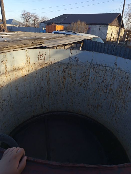 Продам ёмкость  толщина стен 12 мм