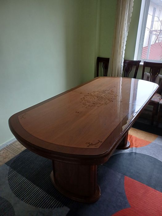 Стол гостевой/кухонный