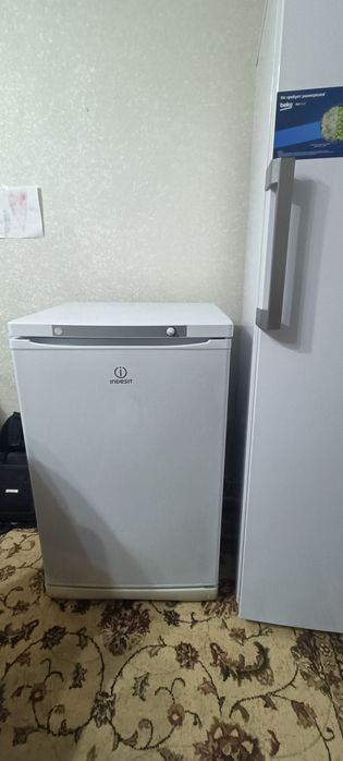 Продам морозильник