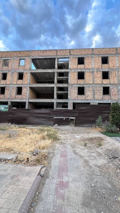 Нотурар бино коробка. Нежилое здание 2300кв.м