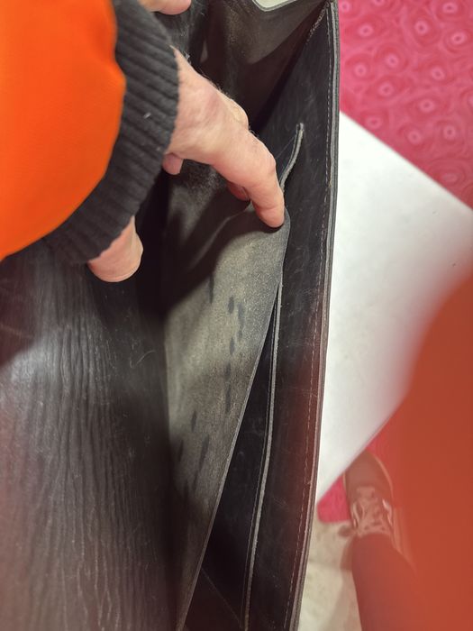 Кожена чанта  от едно време