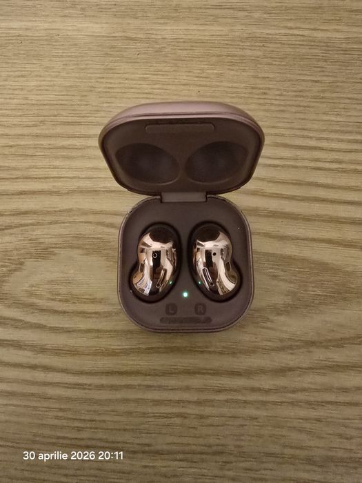 Samsung Galaxy Buds Live  SM-R180