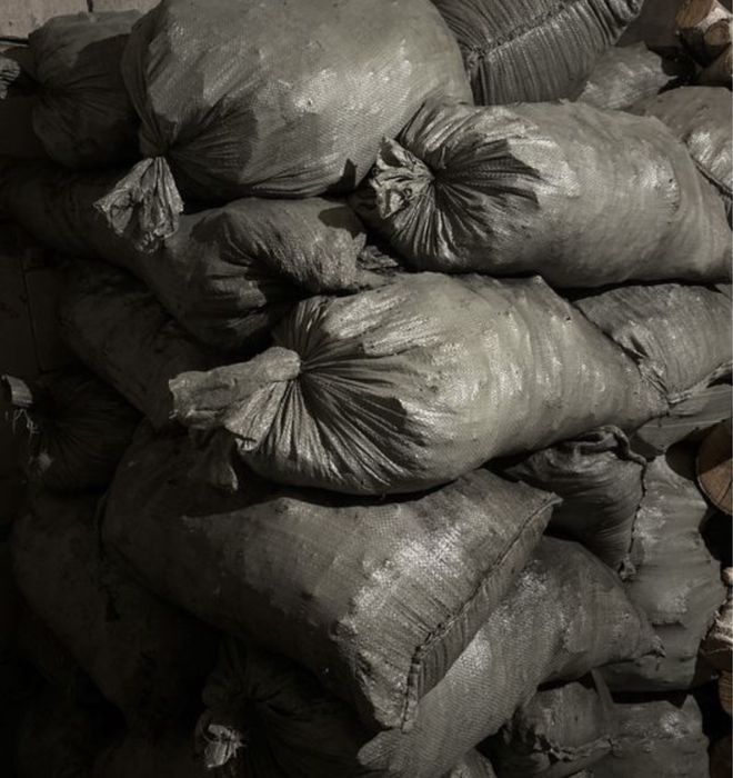 Продаю уголь  мешками