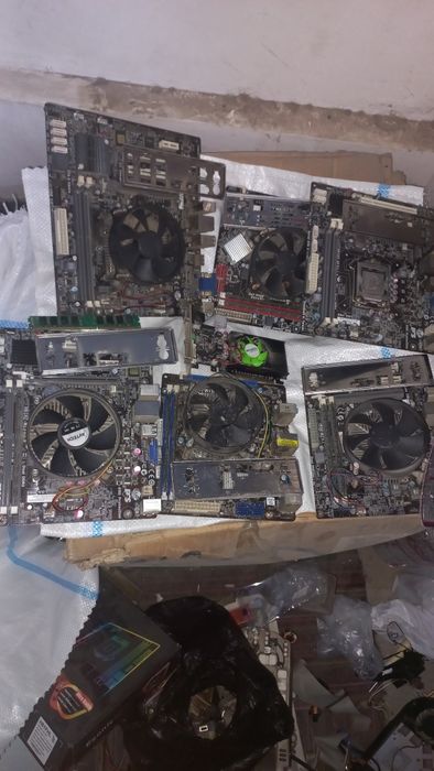 DDR 3 H 61 +  2 gb operativka platala sotiladi