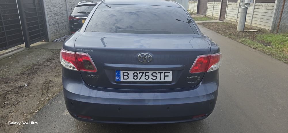 Capota portbagaj toyota avensis t27