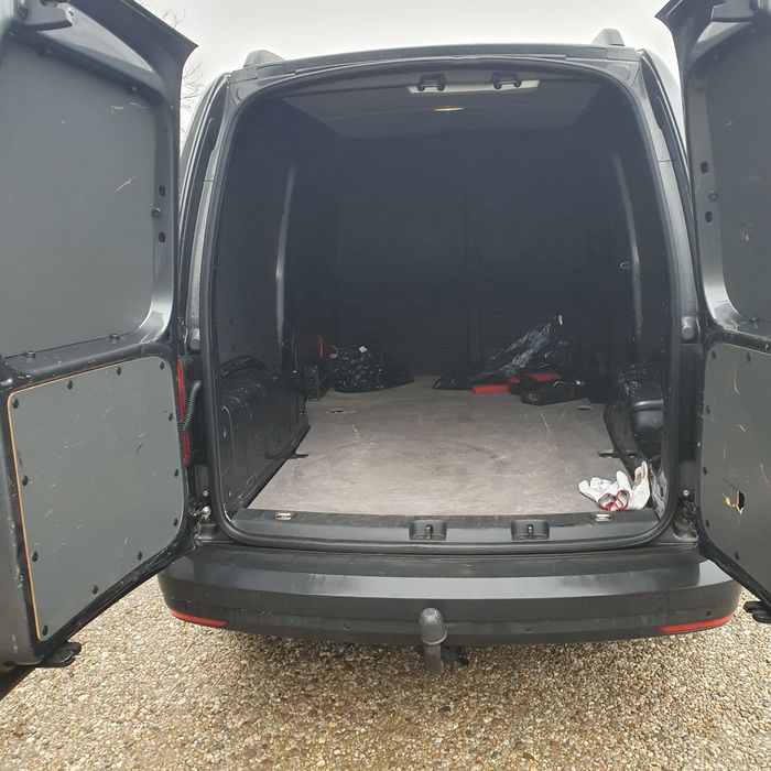 Volkswagen caddy maxi.