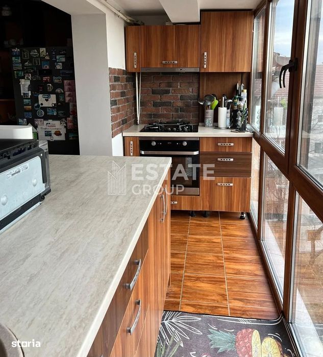 Apartament 3 camere, decomandat, Soarelui