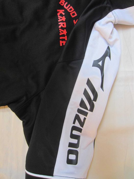 Bluza trening Mizuno, masura XS, club Judo Sotokan Karate,ca noua