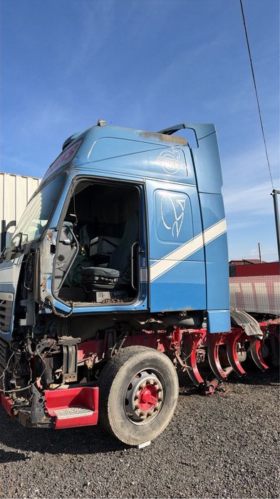Volvo eev pentru dezmembrat