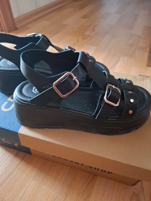 Сандали женские 36размер