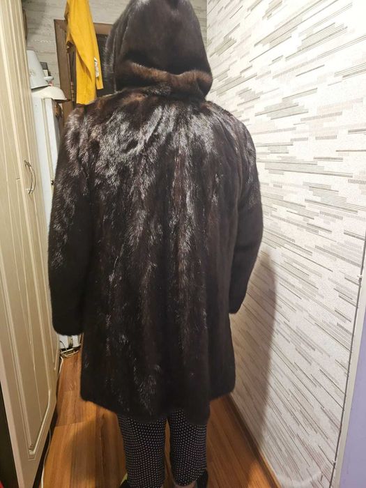 продам шубу норковую