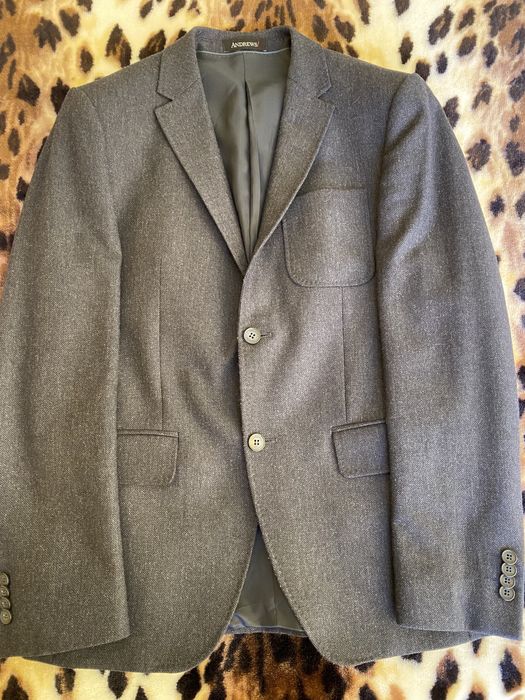 Сако Andrews Ново