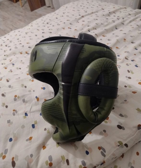 Casca venum elite boxing headgear