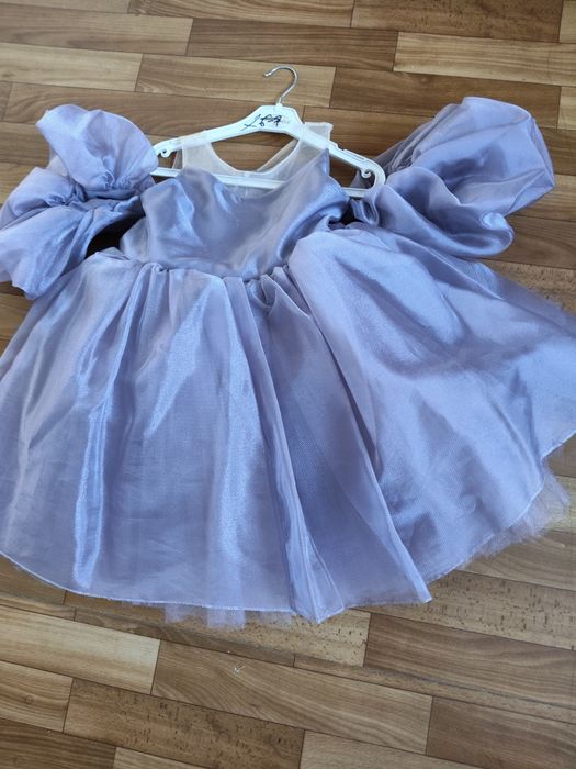 Продам коктейльные платья