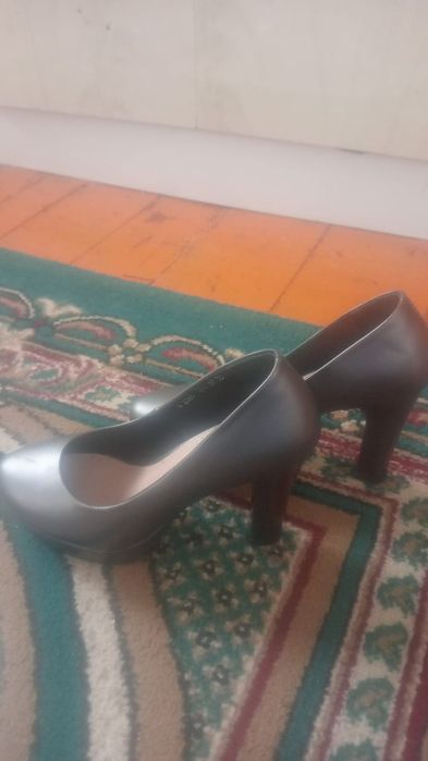 Туфли. Өте жақсы әдемі