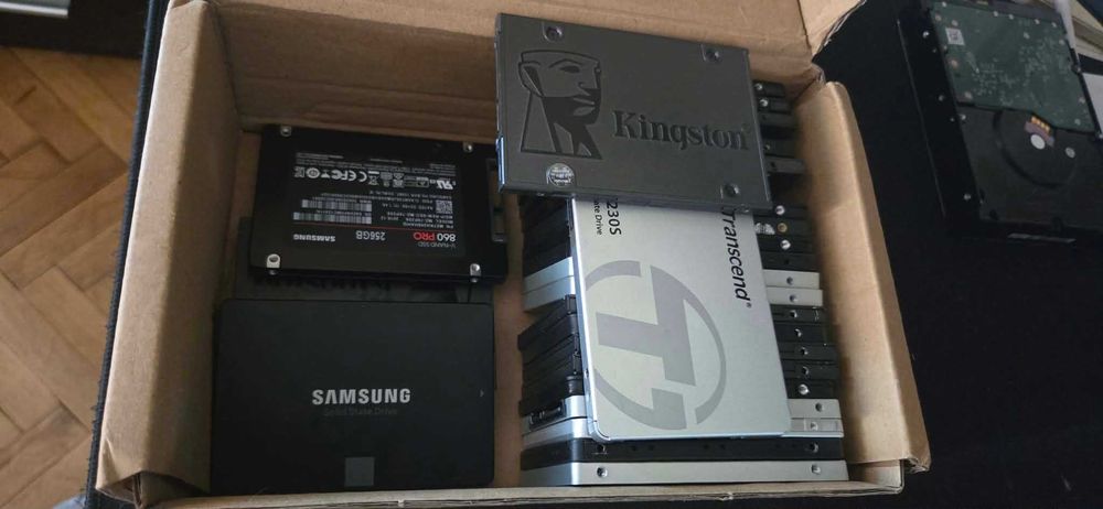 SSD хард диск 240 , 500 гб