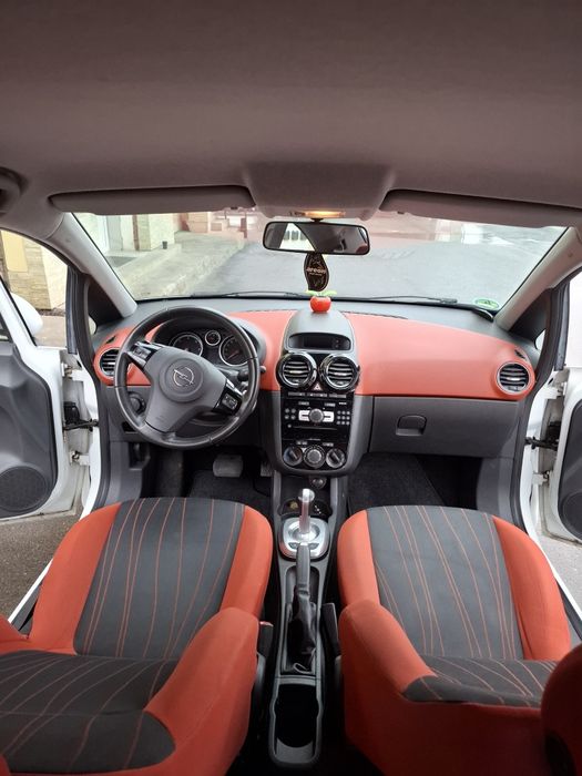 Opel corsa D cutie automata