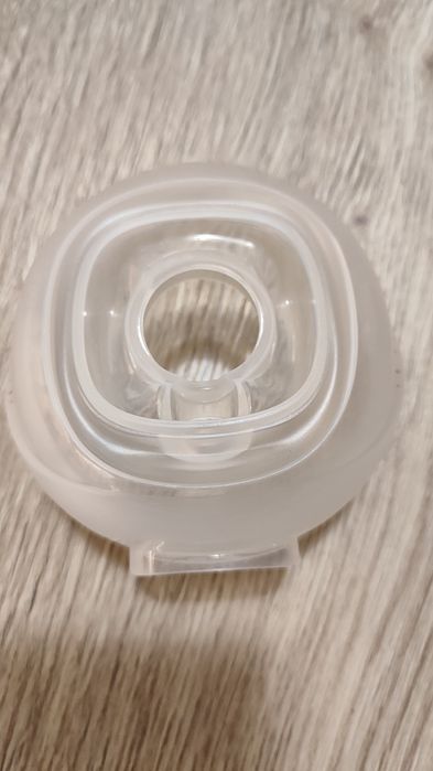 Philips Avent Hands Free Breast Pump / автоматична помпа в гаранция