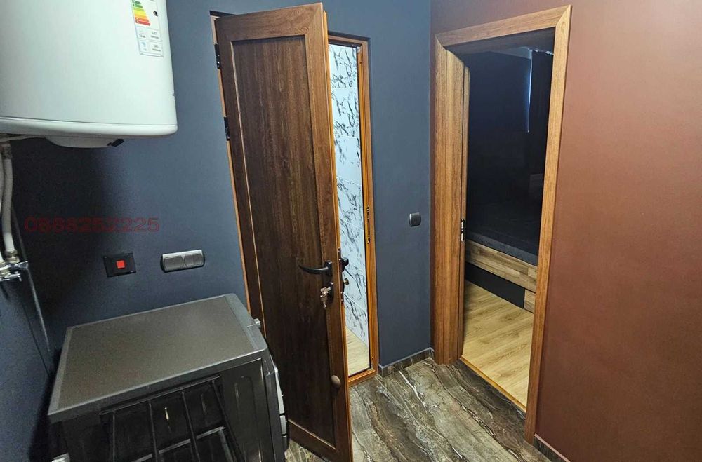 Продава се Двустаен апартамент в София, Надежда 1 - 70 кв.м за 1676 €/кв.м - Снимка #6