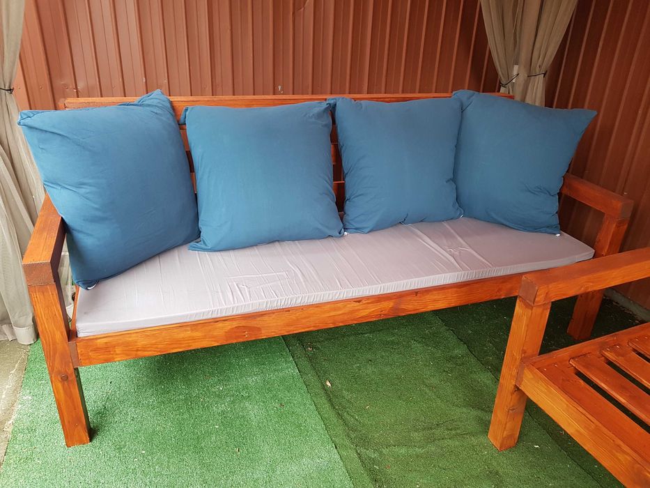 Set mobilier exterior 2 canapele+masă+saltele+8perne ! grădina/terasă!