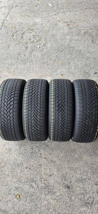 4 anvelope iarna runflat Bridgestone 225/55/17 .Pretul este pe bucata.