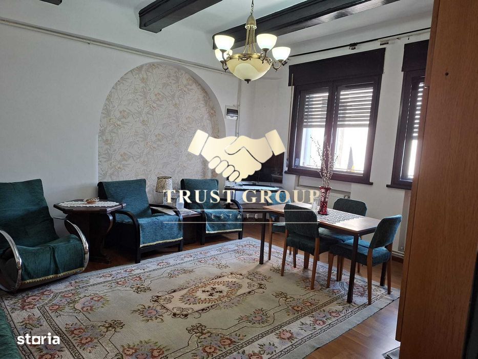 Apartament 4 camere Ultracentral | Imobil fara risc sau Urgenta — fotografia 1