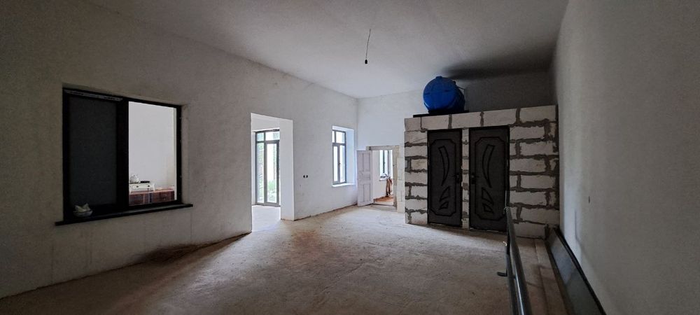 Chiroqchi kuchada Yanqi qurulgan uy