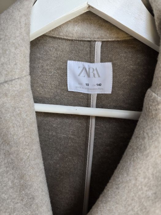 Haină fete Zara 140